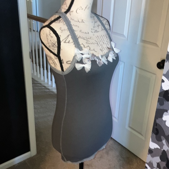 Abercrombie & Fitch racerback tank top - Picture 2 of 5